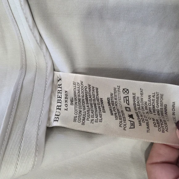 Burberry Light Gray Double-Breasted Trench Coat - Picture 7 of 17